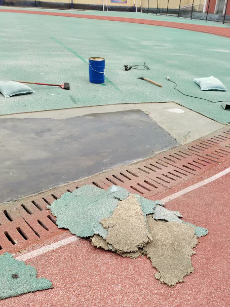 普洱球场翻新维修补、球场翻新修补改造